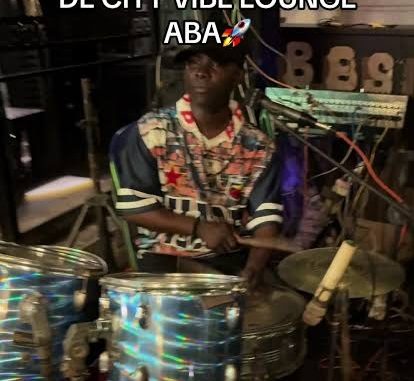 De City Vibe Lounge – Mad Over You Live Band